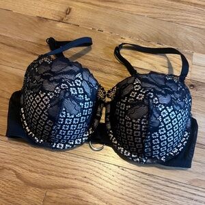 Parisian Intimates lace padded bra 32D